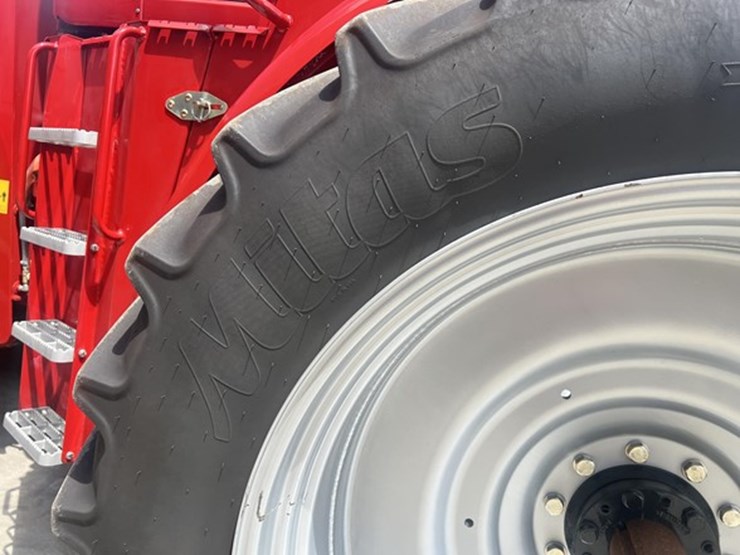 2023-case-ih-steiger-470-image-18