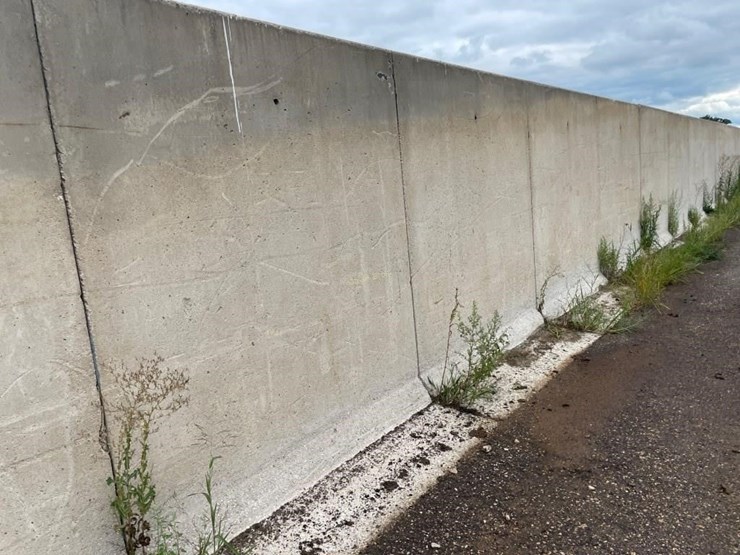 bunker-t-walls-(120'-+/--total)---off-site-image-4