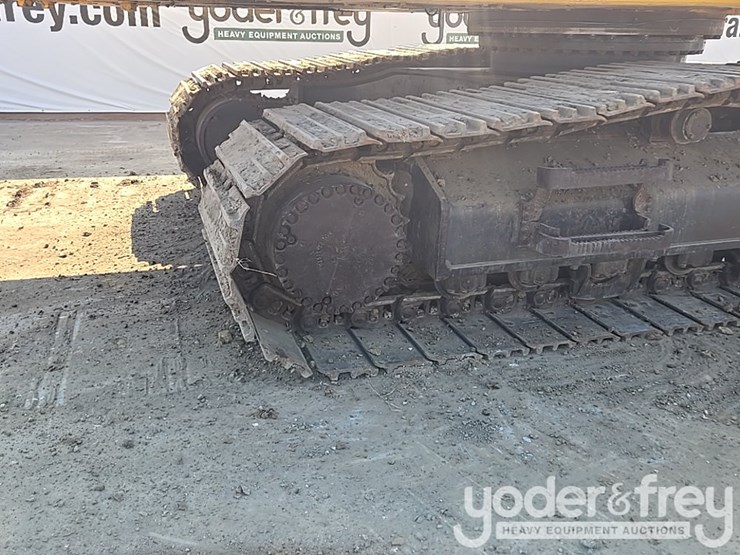 2021-komatsu-pc490-lc-11-image-23