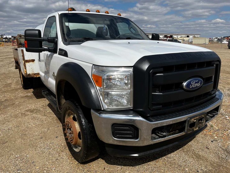 2015-ford-f550-image-8