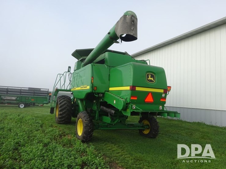 2001-john-deere-9550-image-25