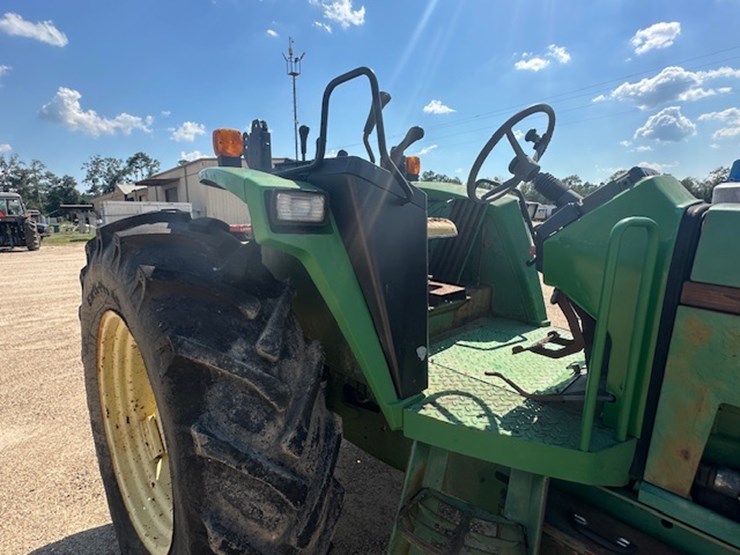 john-deere-6400-image-41