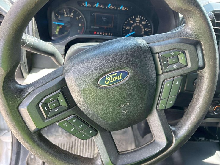 2016-ford-f150-image-13