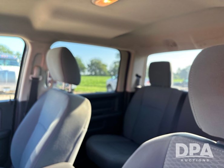2014-dodge-ram-2500-image-40