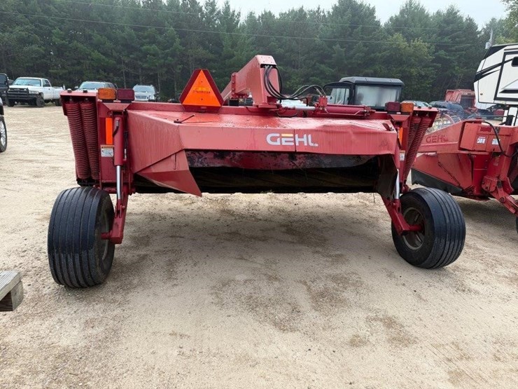 gehl-2412-image-5