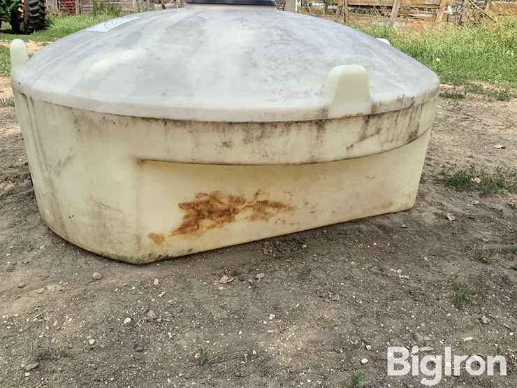 300-gal-water-tank-image-12