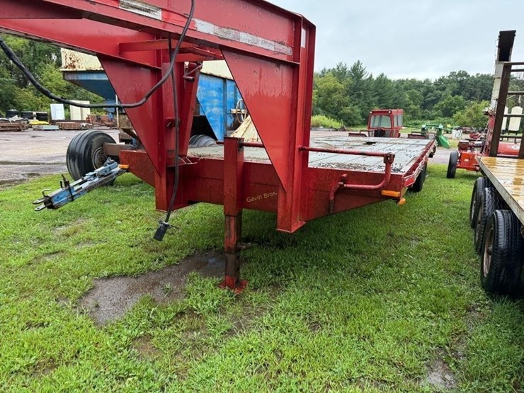 1996-corn-pro-23'+5'-gooseneck-trailer-image-4