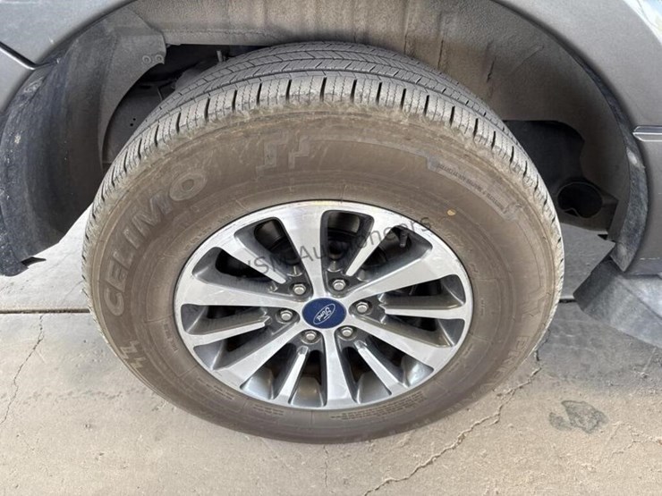 2015-ford-expedition-image-8