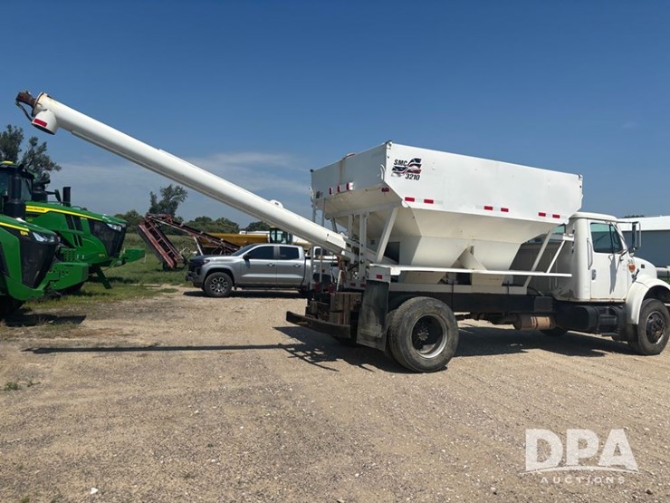 2000-ihc-4900-dry-tender-truck-(dr12098,-unit-25102)-image-6