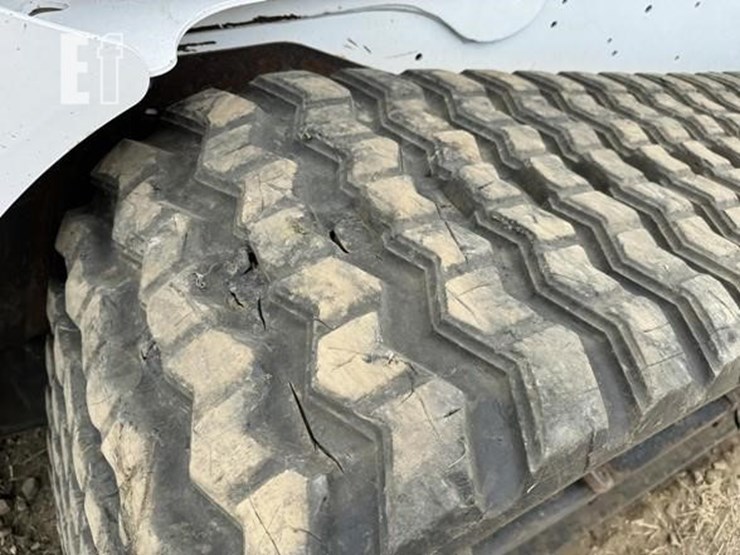 2019-bobcat-t770-image-77