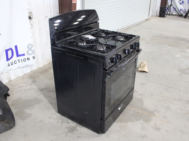 #1028-•-ge-freestanding-gas-range-image-3