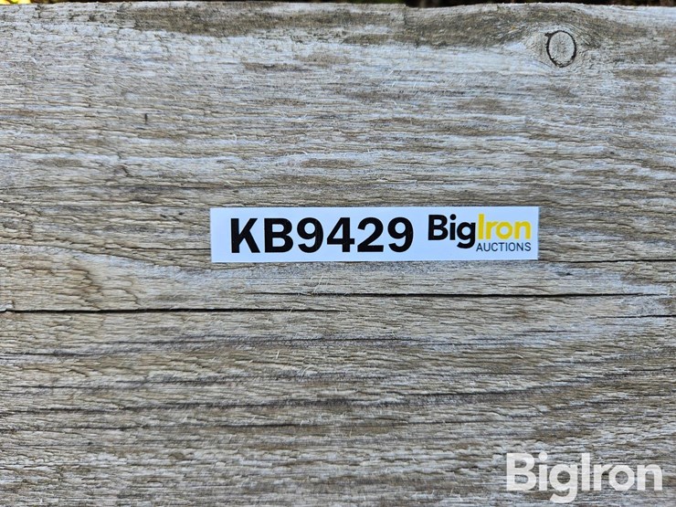 wooden-posts-image-9