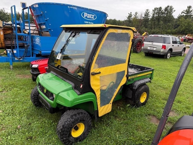john-deere-gator-image-1