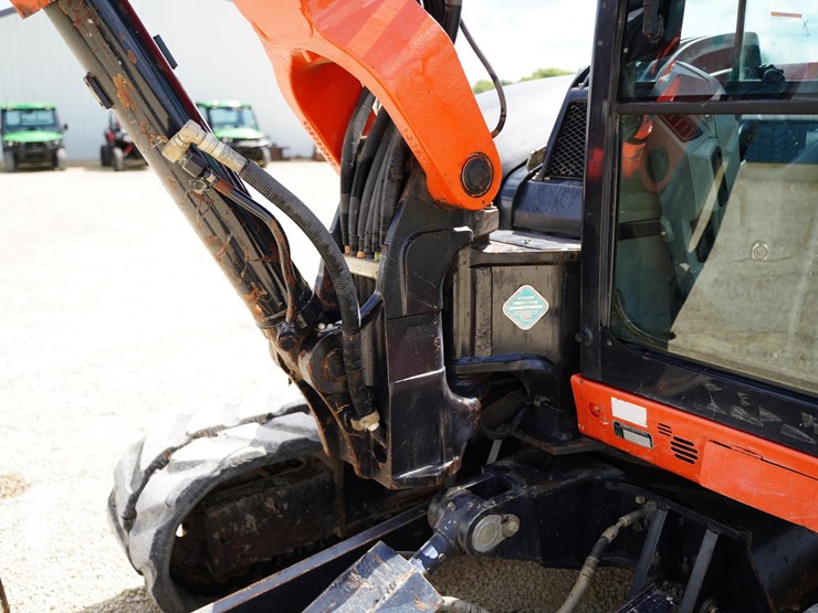 2017-kubota-kx080-4-image-13