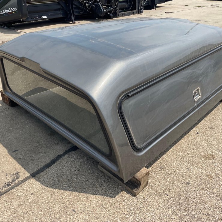 Leer Commercial 8ft Pickup Box
