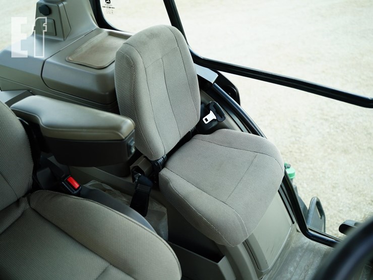 2021-john-deere-8rx-310-image-34