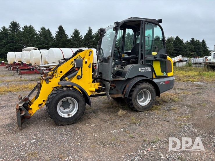 wacker-neuson-wl32-image-2
