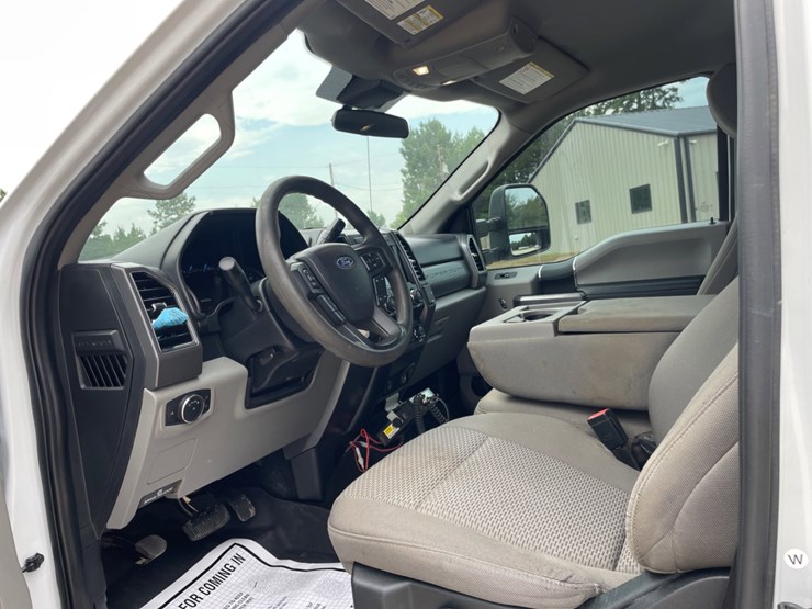 2020-ford-f250-image-9