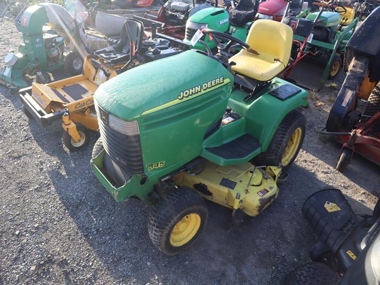 john-deere-345-image-4