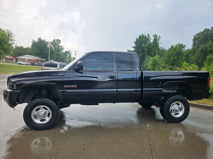 #18968-•-2002-dodge-ram-2500-pickup-truck-image-49