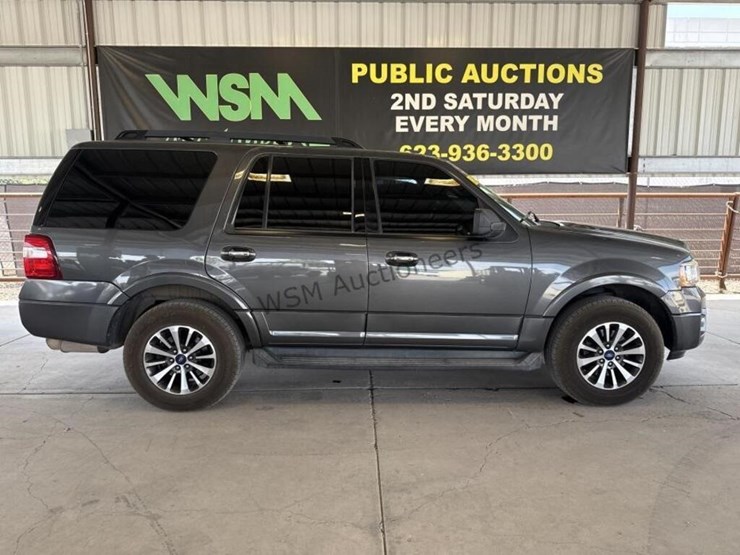 2015-ford-expedition-image-1