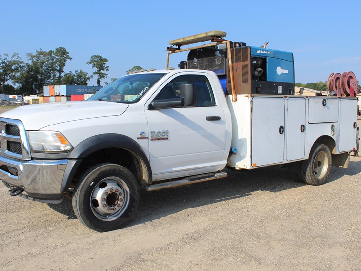 dodge-ram-5500-image-1