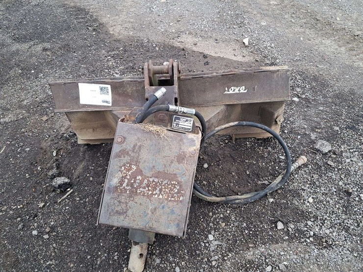 lowe-mfg-post-hole-digger-image-1