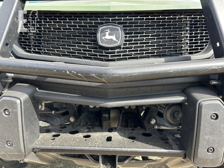 2018-john-deere-gator-xuv-835r-image-29