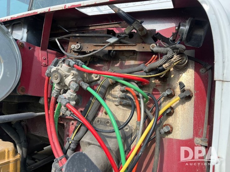 1993-freightliner-truck-(jn2646,-unit-42339)-image-92