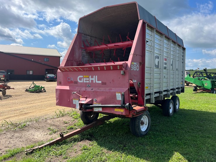 gehl-980-image-2