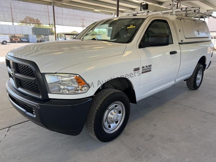 2016-ram-2500-p/u-image-4