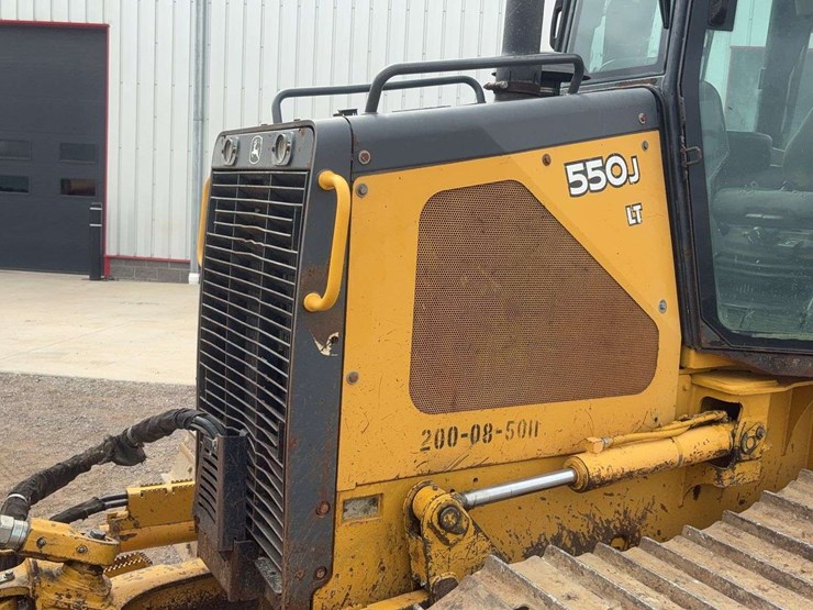 deere-550j-lt-image-23