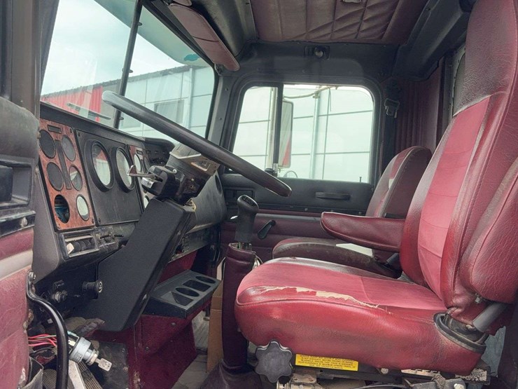 1994-international-9400-image-36