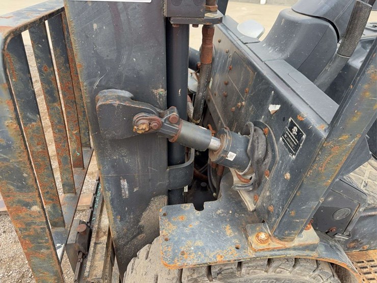 2021-doosan-g25n-7lp-5k-industrial-propane-fork-lift-image-14