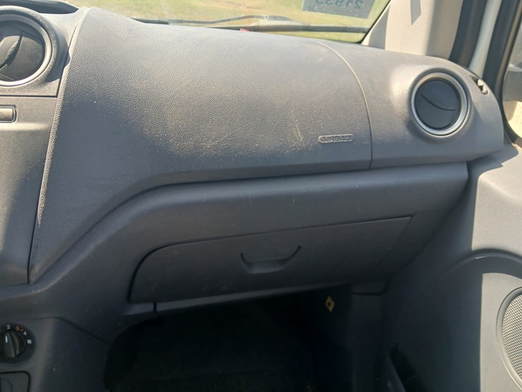 2012-ford-transit-connect-image-35
