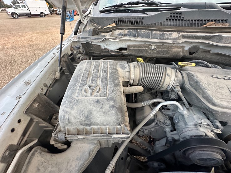 2011-dodge-1500-image-61