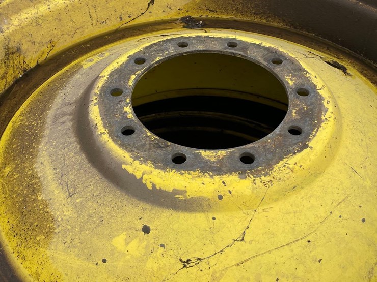 2-20.8-38-tractor-tires-image-6