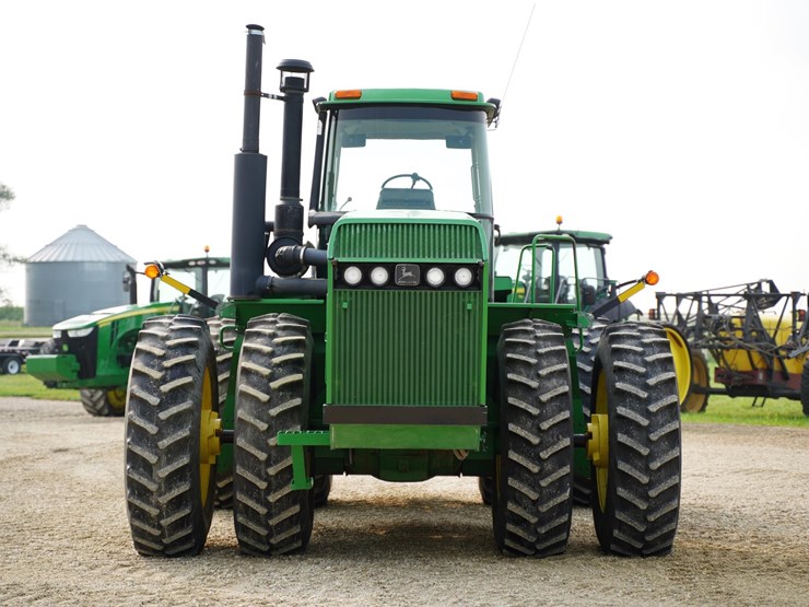 1993-john-deere-8570-image-2
