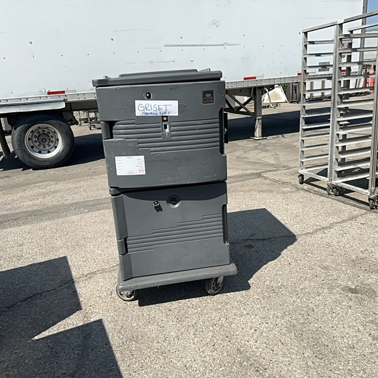LOT#- -CAMBRO UPC 1600 INSULATED FOOD CARRIER