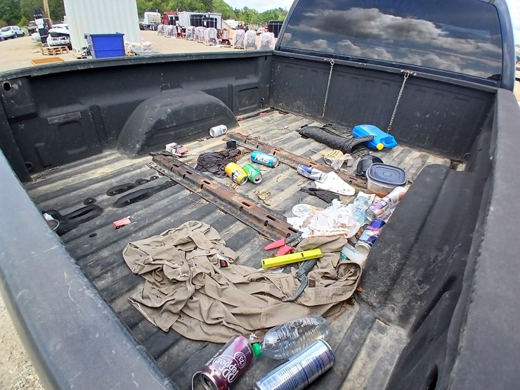 2005-chevrolet-silverado-image-58