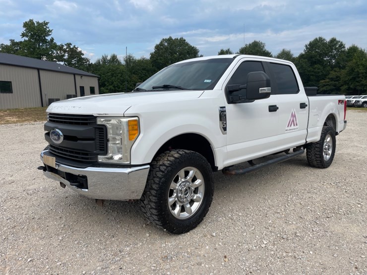 2017-ford-f250-image-1