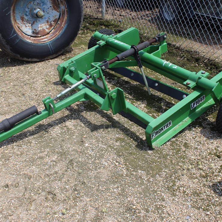 #22807 • FRONTIER BOX BLADE, LP1048