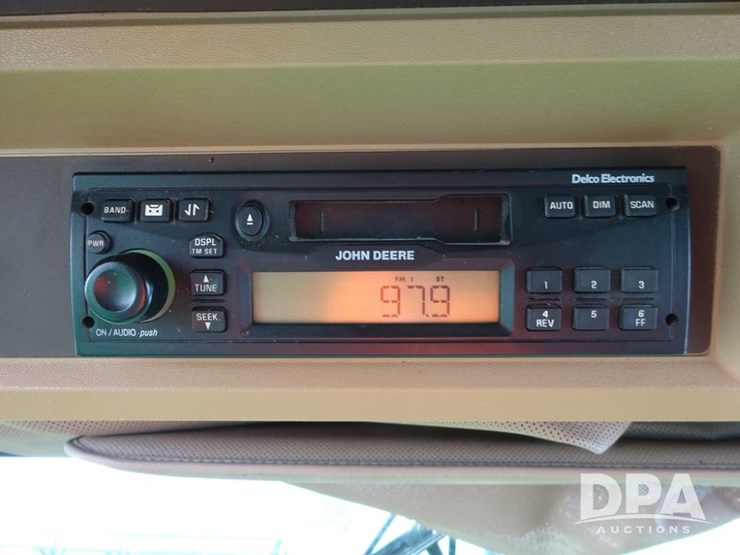 2001-john-deere-9550-image-134