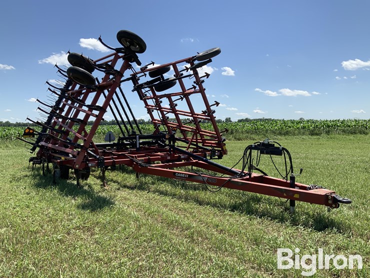 2012-case-ih-200-image-3