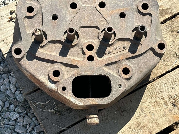 john-deere-model-g-head-image-4