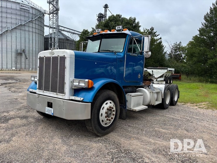 2002-peterbilt-379-image-16