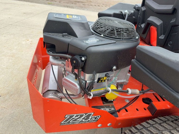 2023-bad-boy-724cc-magnum-zero-turn-mower-image-9