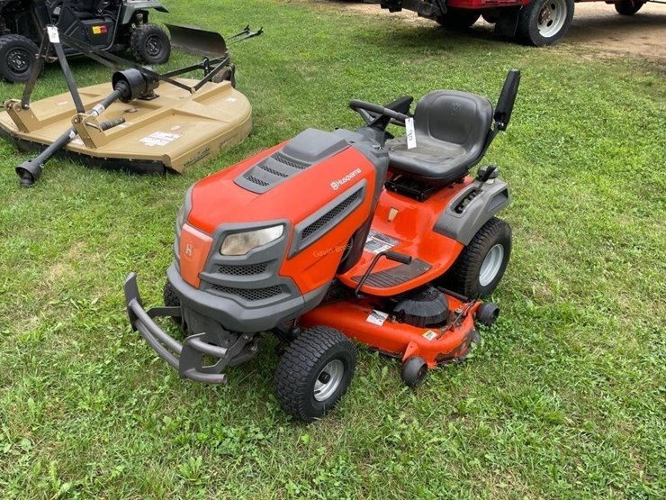 husqvarna-riding-lawn-mower-image-4