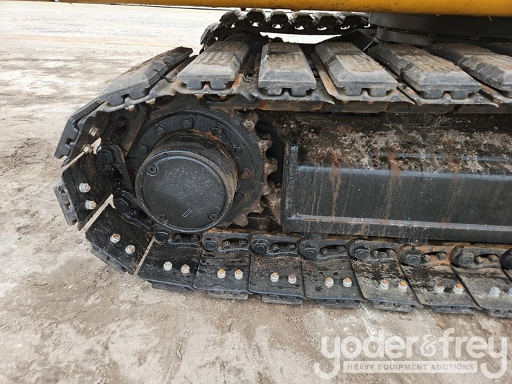 2021-caterpillar-305.5-image-8
