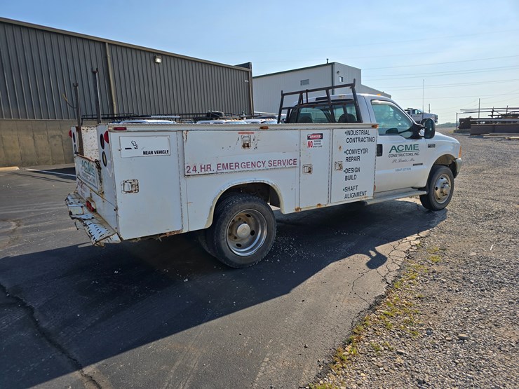 2000-ford-f550-image-24